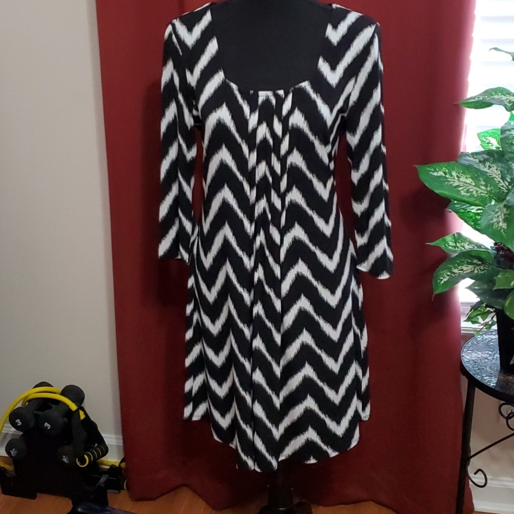 Black and white dress